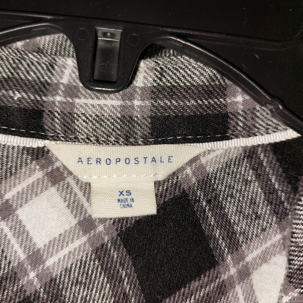 2-Aeropostale shirts - Picture 8 of 8